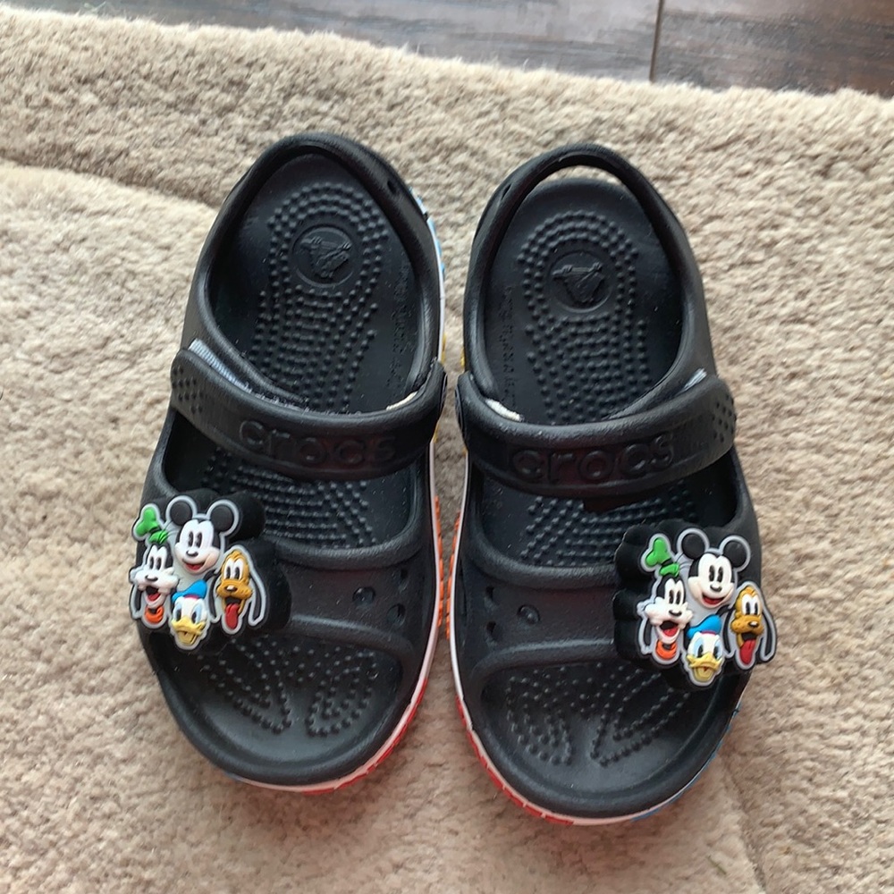 Toddler Size 7 Disney Crocs